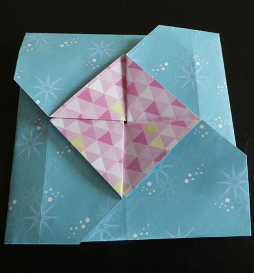 Pochette origami "Tatoo"  &agrave; Saint Onen La Chapelle